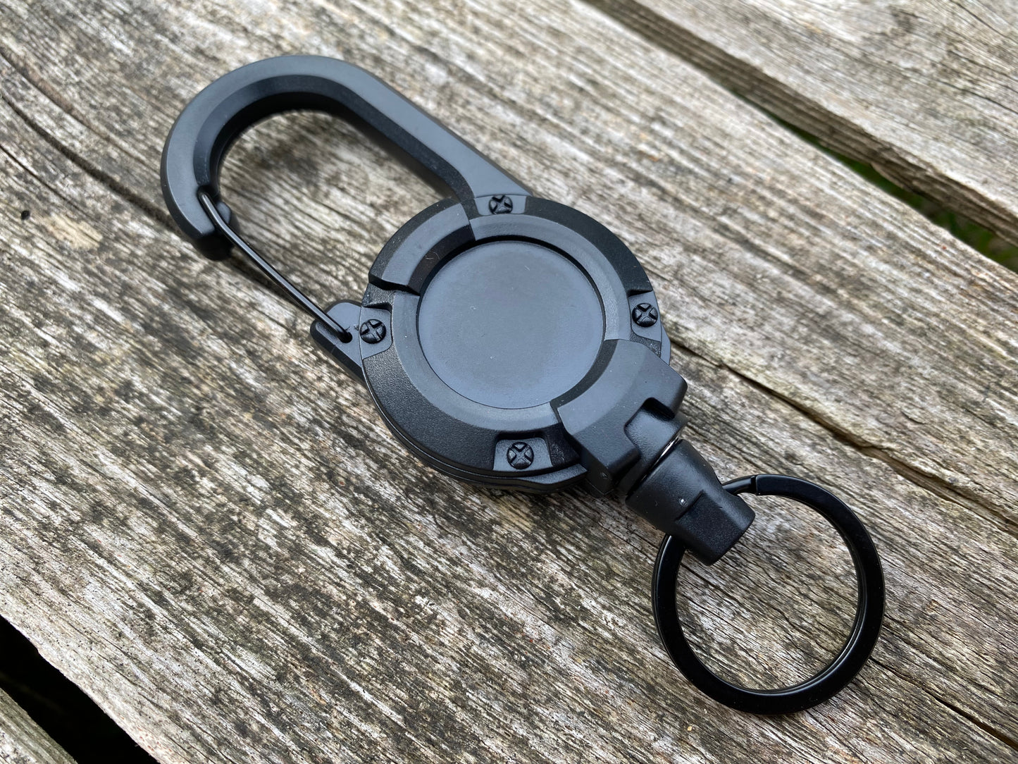 Kombat UK Retractable Carabiner Keyring