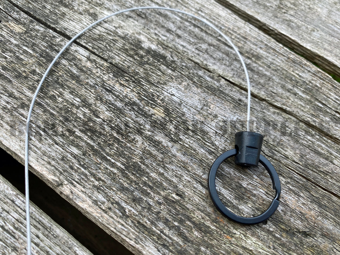 Kombat UK Retractable Carabiner Keyring