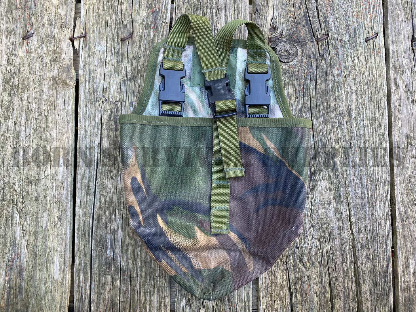 British Army PLCE Entrenching Tool Pouch (DPM Camo) (Clearance)