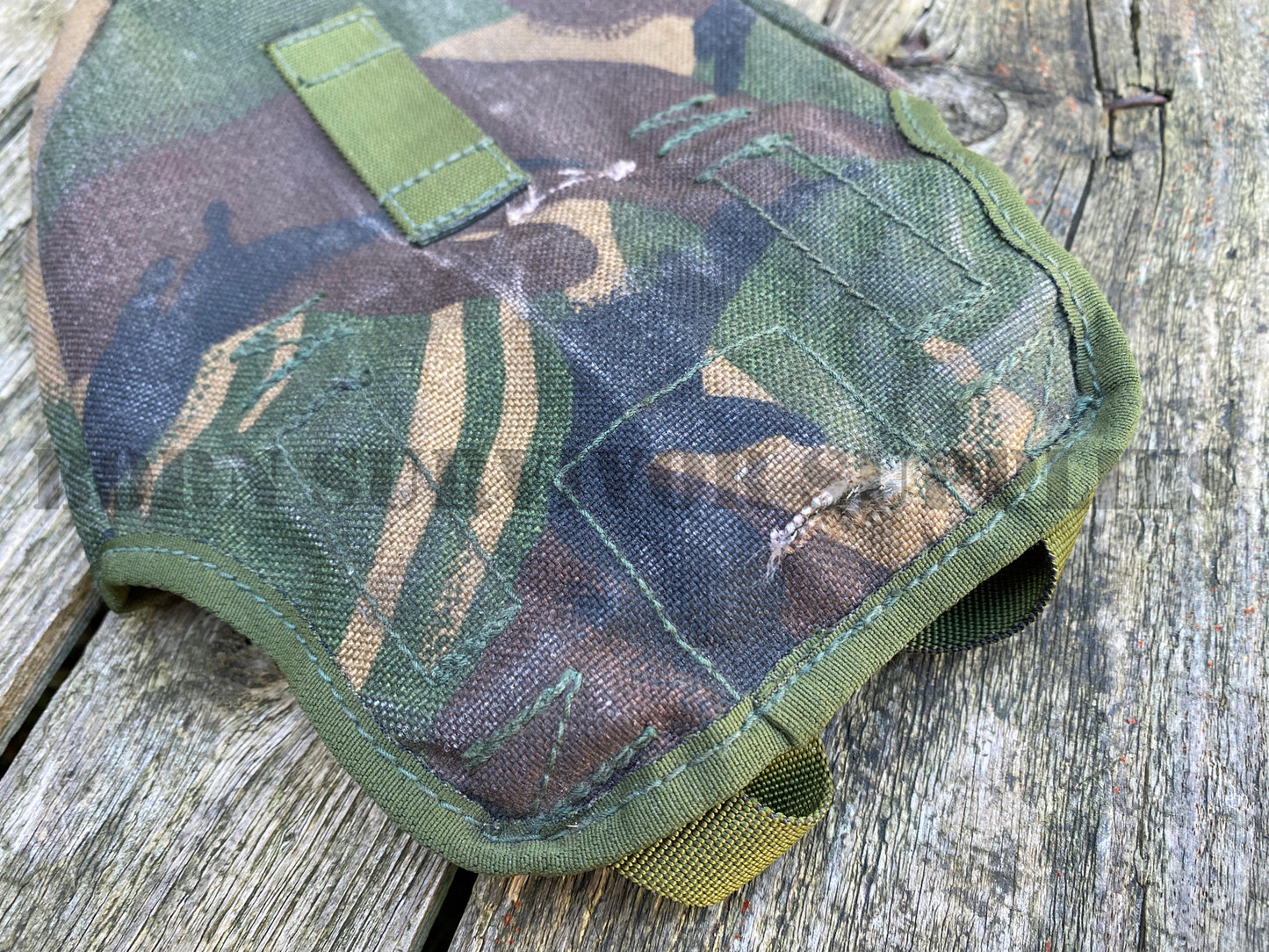British Army PLCE Entrenching Tool Pouch (DPM Camo) (Clearance)